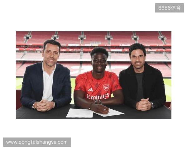 天空:萨卡尚未和阿森纳达成协议,但续约谈判非常积极 天空:萨卡尚未和阿森纳达成协议,但续约谈判非常积极